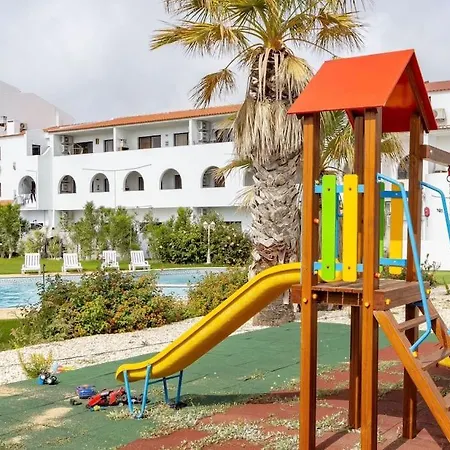 Apartment Luxury With Pool In Historical Town And Great Surfing Beaches