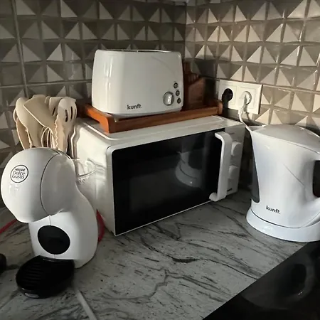 Luxury With Pool In Historical Town And Great Surfing Beaches アパート *