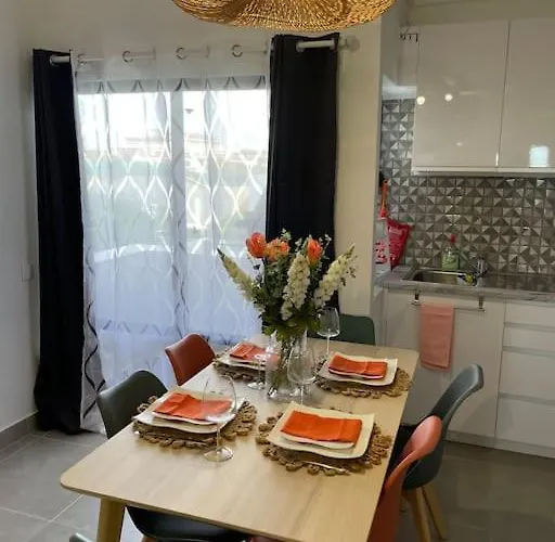 Luxury With Pool In Historical Town And Great Surfing Beaches