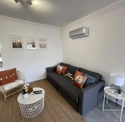 Appartement Luxury With Pool In Historical Town And Great Surfing Beaches *